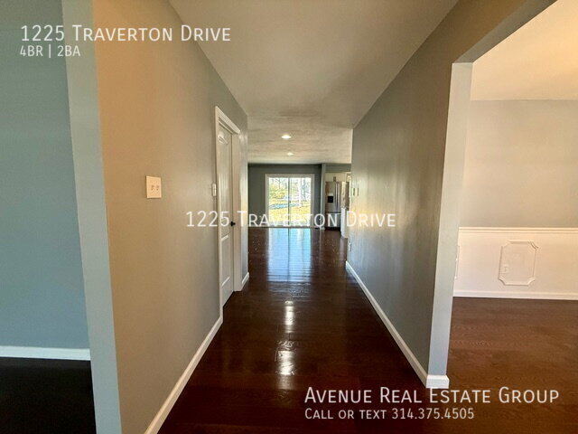Photo - 1225 Traverton Dr