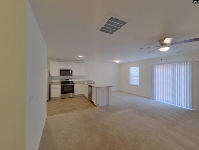 Photo - 1073 Crescent Moon Lp