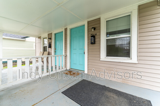 Photo - 1944 Houston St Casa