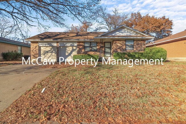 Photo - 709 Sequoia Dr House