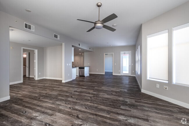 3 BR, 2 BA - 1,718 SF