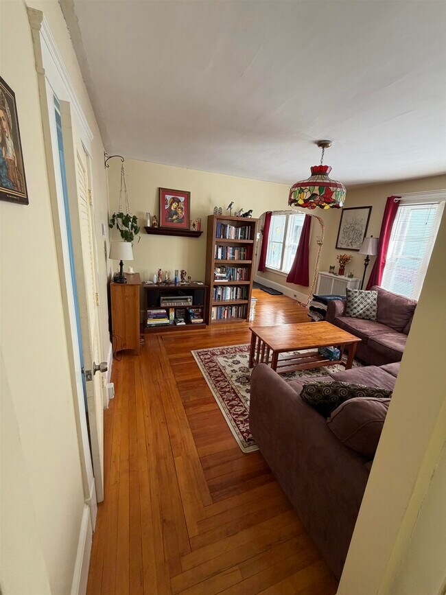 Photo - 47 Morgan St