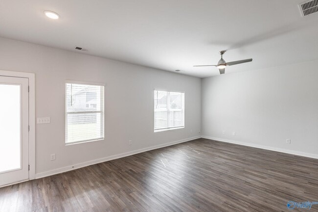 Photo - 6030 Barringer Ct