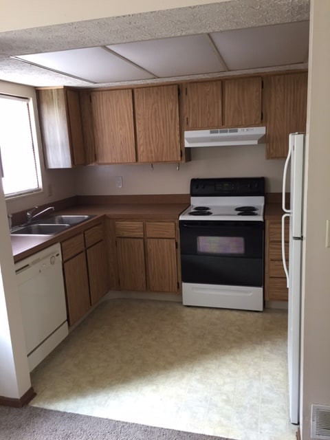 Photo - 5089 Dalmeny Ct