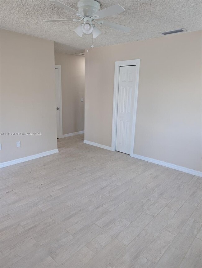 Photo - 1908 NW 17th St Unit 1908