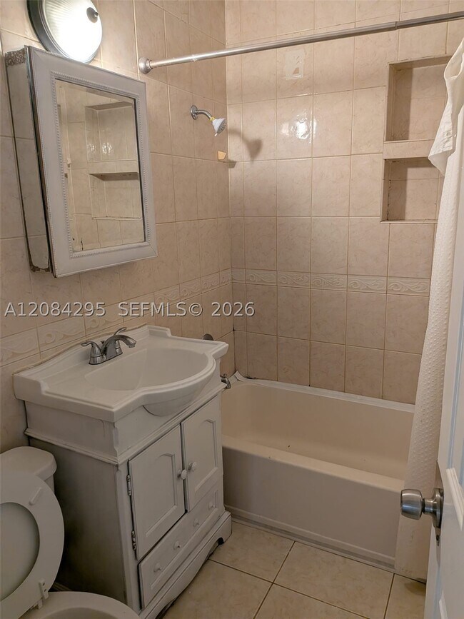 Photo - 2455 Fillmore St Unit 1