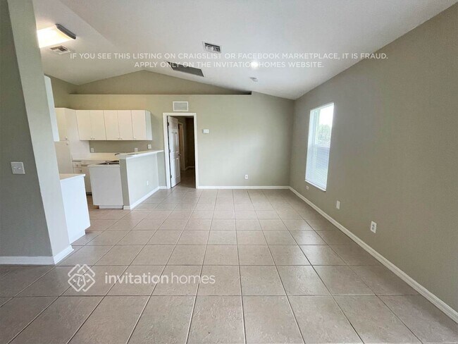 Photo - 813 SW 10th Pl