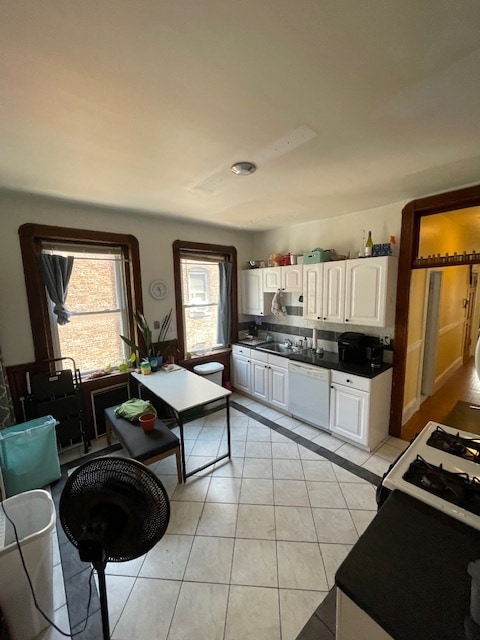 Building Photo - 4 Litchfield St Unit 2 Rental