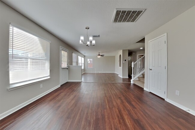 Photo - 32126 Willow Creek Park