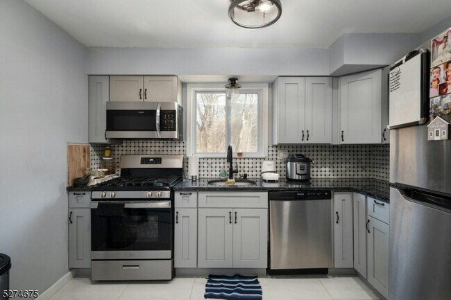 Photo - 180 Littleton Rd Unit 90