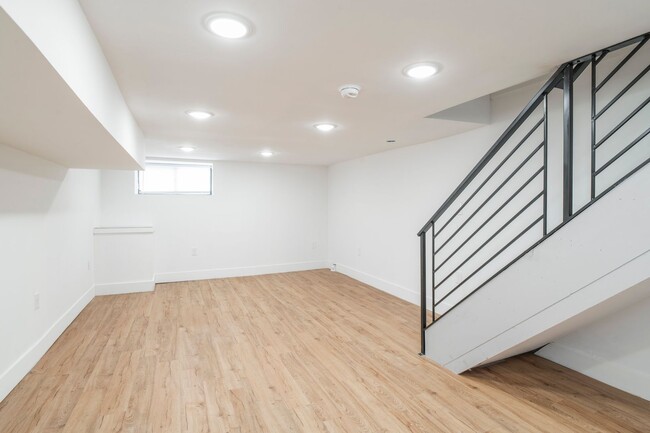 Photo - 3312 W Cumberland St Unidad 1
