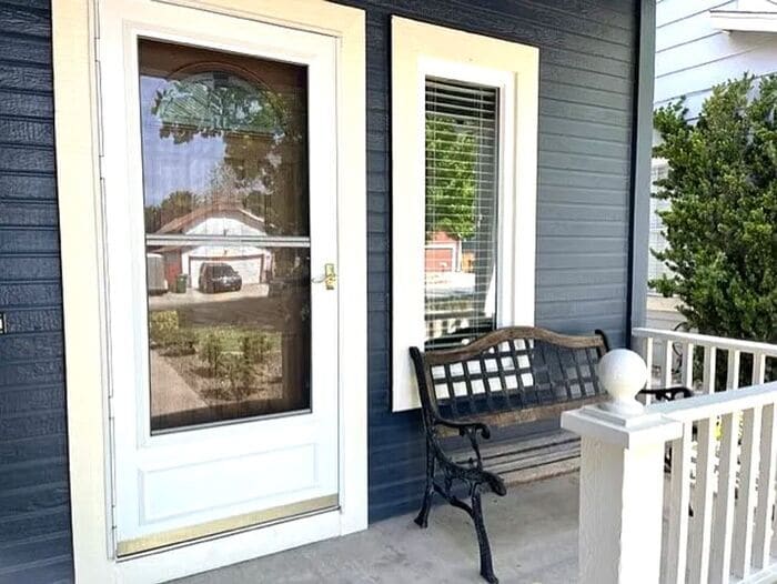 Photo - 2051 Burnside Dr