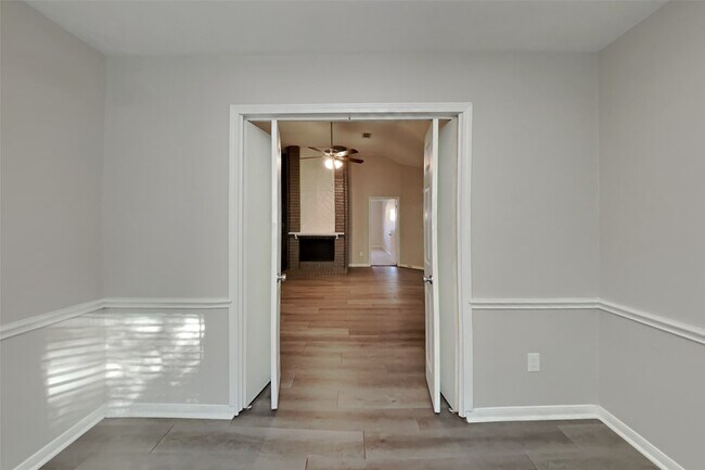 Photo - 22303 Mosswillow Ln