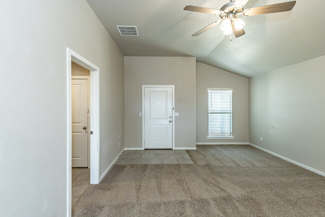 Photo - Newer 3/2/2 Home in Bell Farms!