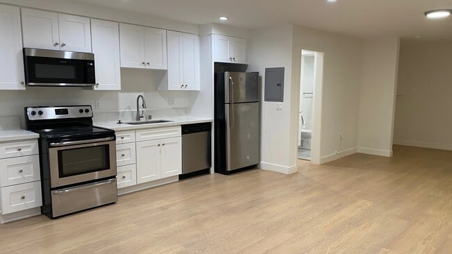 Photo - 10760 Rose Ave Unit 101