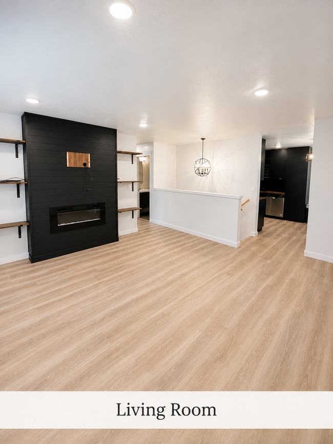 365 N 7th E