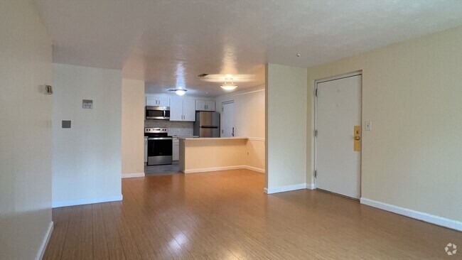 Building Photo - 354 Neponset St Unit E Rental