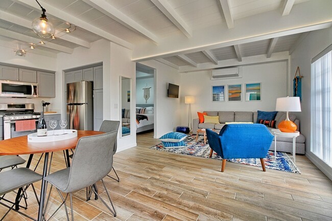 1074 Seaward- MFR - 1074 Seaward- MFR Apartamento Unidad 1