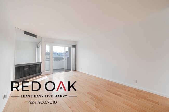 Building Photo - 1033 3rd St Unit 210 Rental