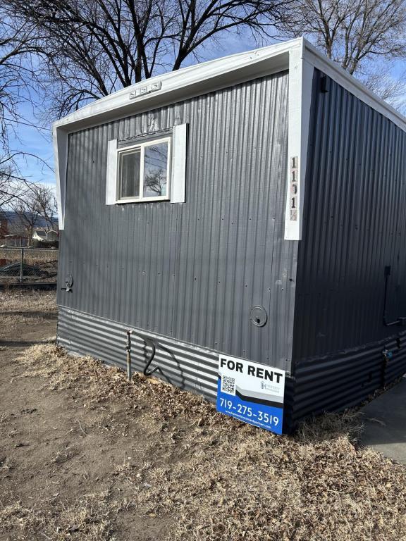 Building Photo - 1101 1/2 W 4TH ST