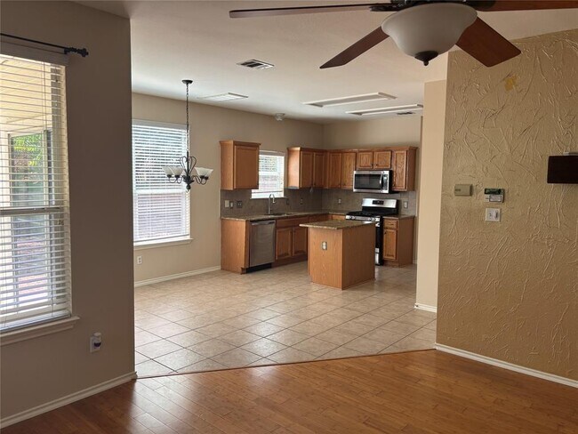11321 Fletcher Hall Ln