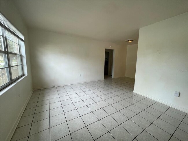 Photo - 1600 Indiana Ave