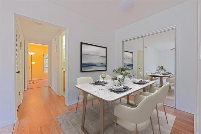 Photo - 2161 NE 68th St Unidad 312