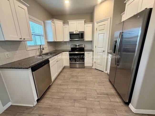 Photo - 9919 Landry Dr