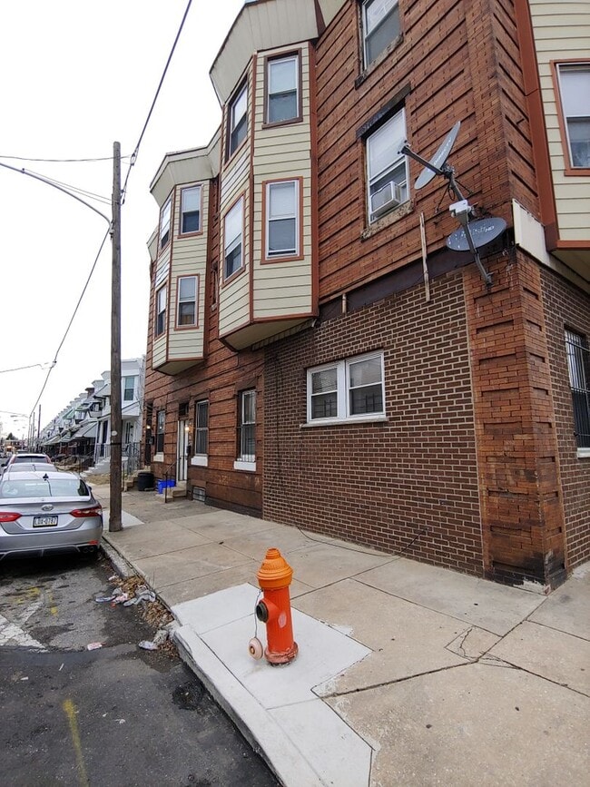 Photo - West Philly Studio Unit 1st fl rear