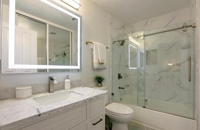 Photo - 4746 Eagle Lake Dr