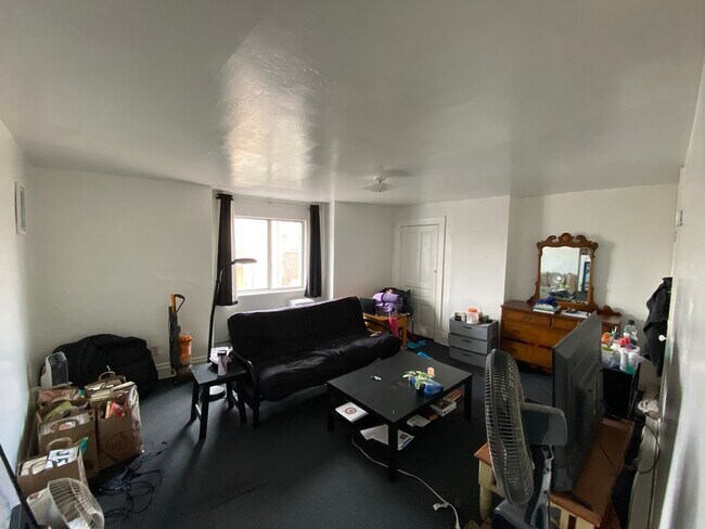 bedroom - 16 Melba Pl Unidad #3