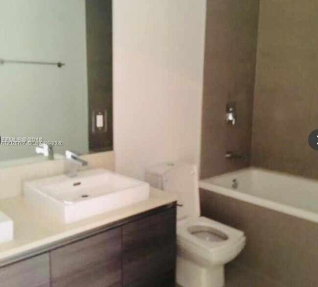 Photo - 1080 Brickell Ave Unidad 1703