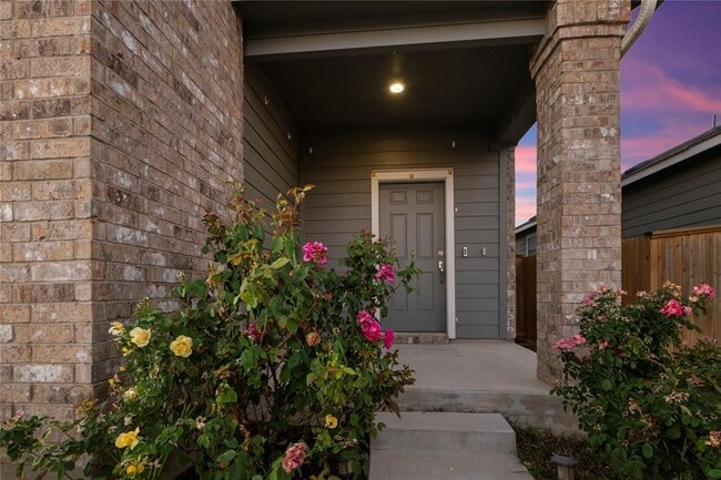 Photo - 148 Rowdy Yates Wy