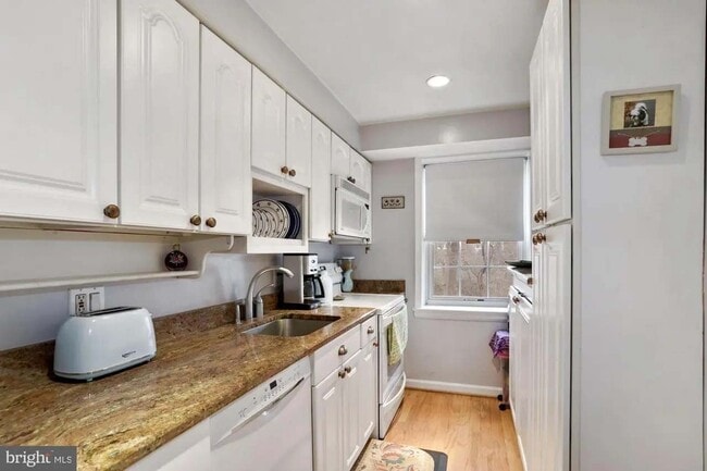 Photo - 2210 Washington Ave Unit 102A