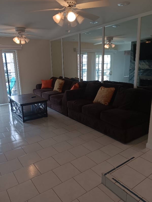 Photo - 1675 AZ-95 Unit E2