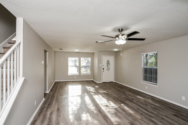 Photo - 13319 Partridge Hill