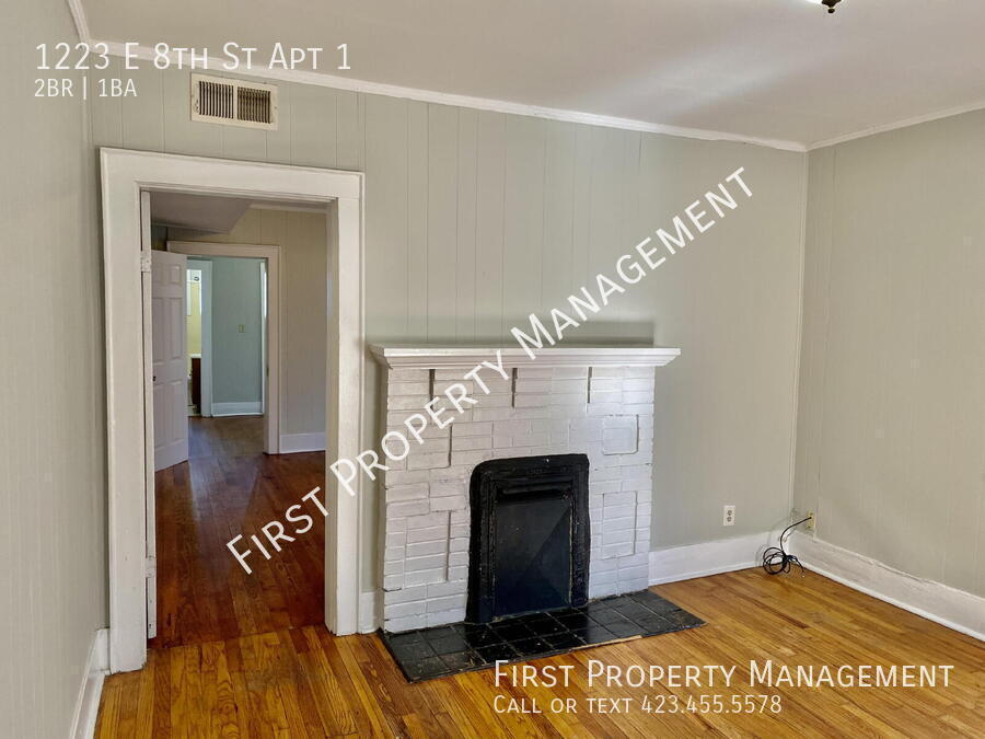 Photo - 1223 E 8th St Apt 1-