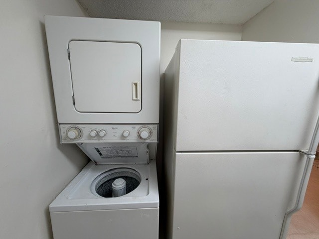 Washer/Dryer - 819 Twin Lakes Dr Unit 819