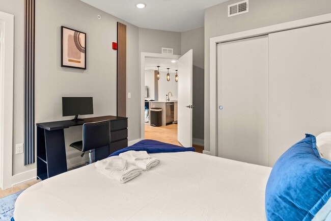 Photo - 916 N Delaware Ave Unit ID1055896P