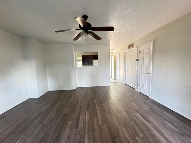 2357 Heatherfield Ln