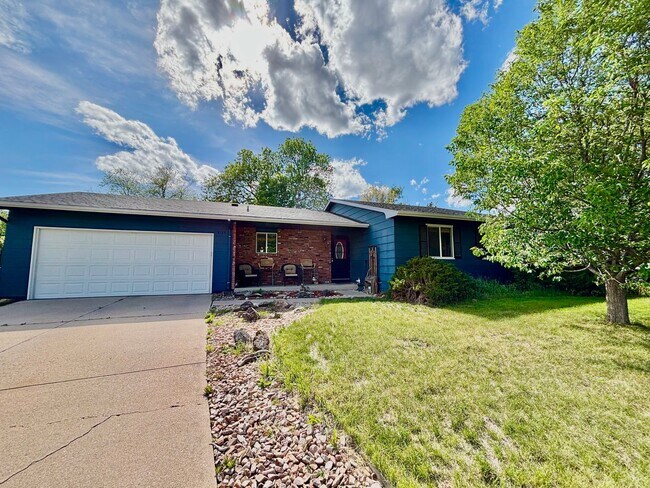 Well Maintained and Spacious Home in Fanta... - Well Maintained and Spacious Home in Fanta...