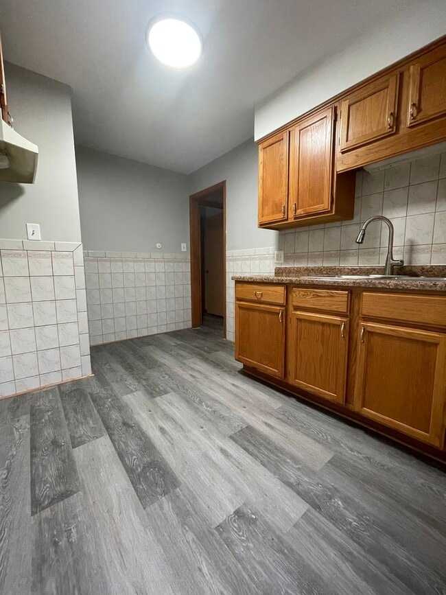 Photo - Beautiful and spacious 2 Bedroom 1 Bath house in Lansing, IL MUST SEE