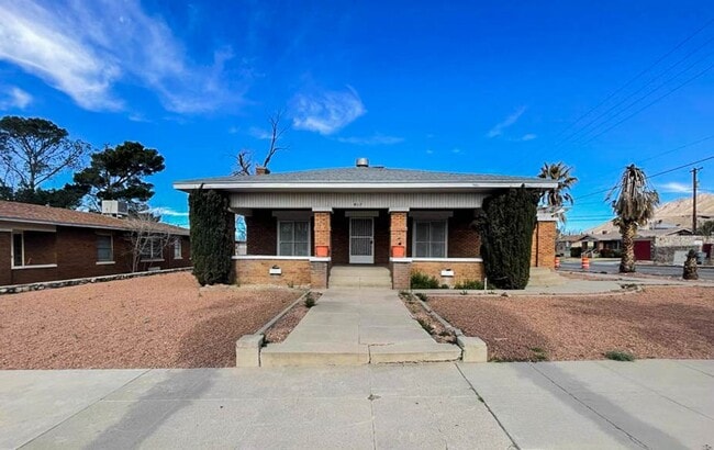 Building Photo - Near UTEP!