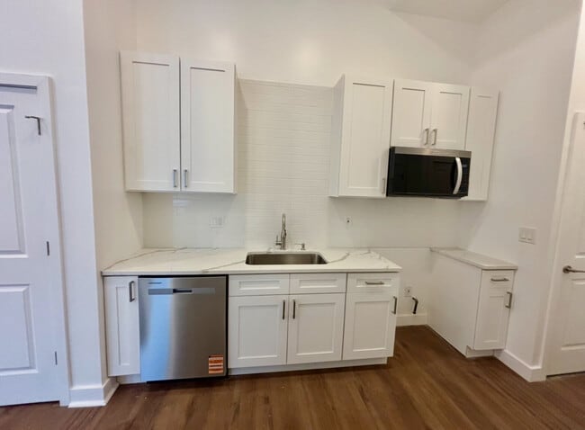 Photo - 2503 W Forest Ave