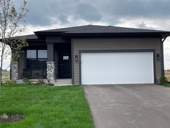 Building Photo - 5380 Robinwood Ct