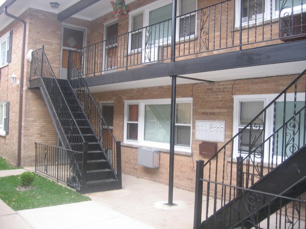 Photo - 4315 S Harlem