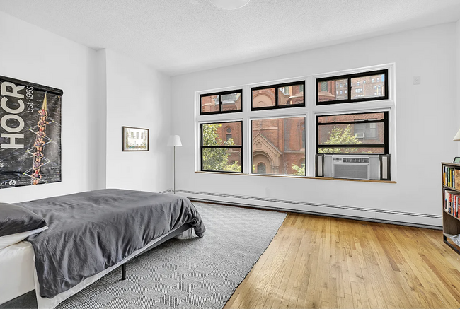 Photo - 141 E 29th St Apartments