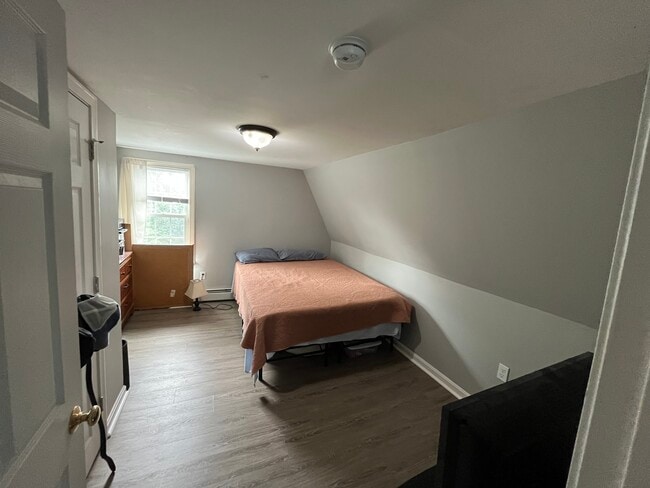 Photo - 105 Mill Ln