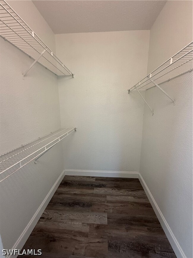 Building Photo - 11561 Villa Grand Unit 717
