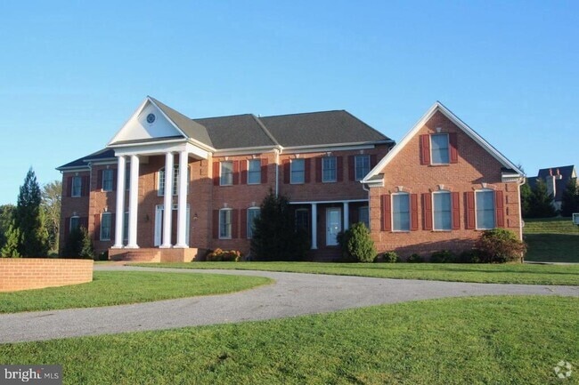 Building Photo - 2 Timberpark Ct Rental